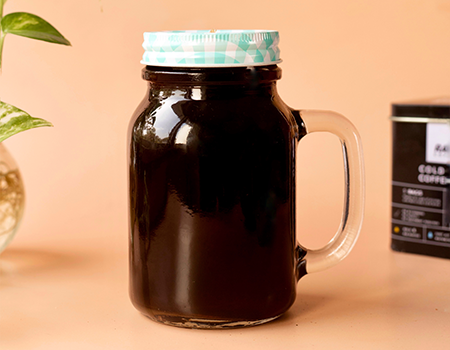 Over night cold brew coffee in a jar 