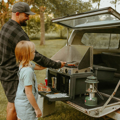 How to Set Up a Portable Camping Kitchen Box Today