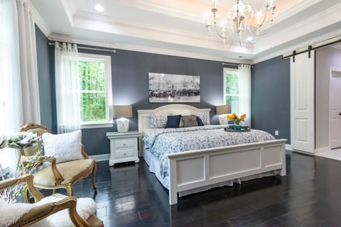 Flat Finish - grey bedroom