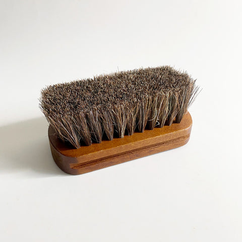 Oleah horse hair suede brush