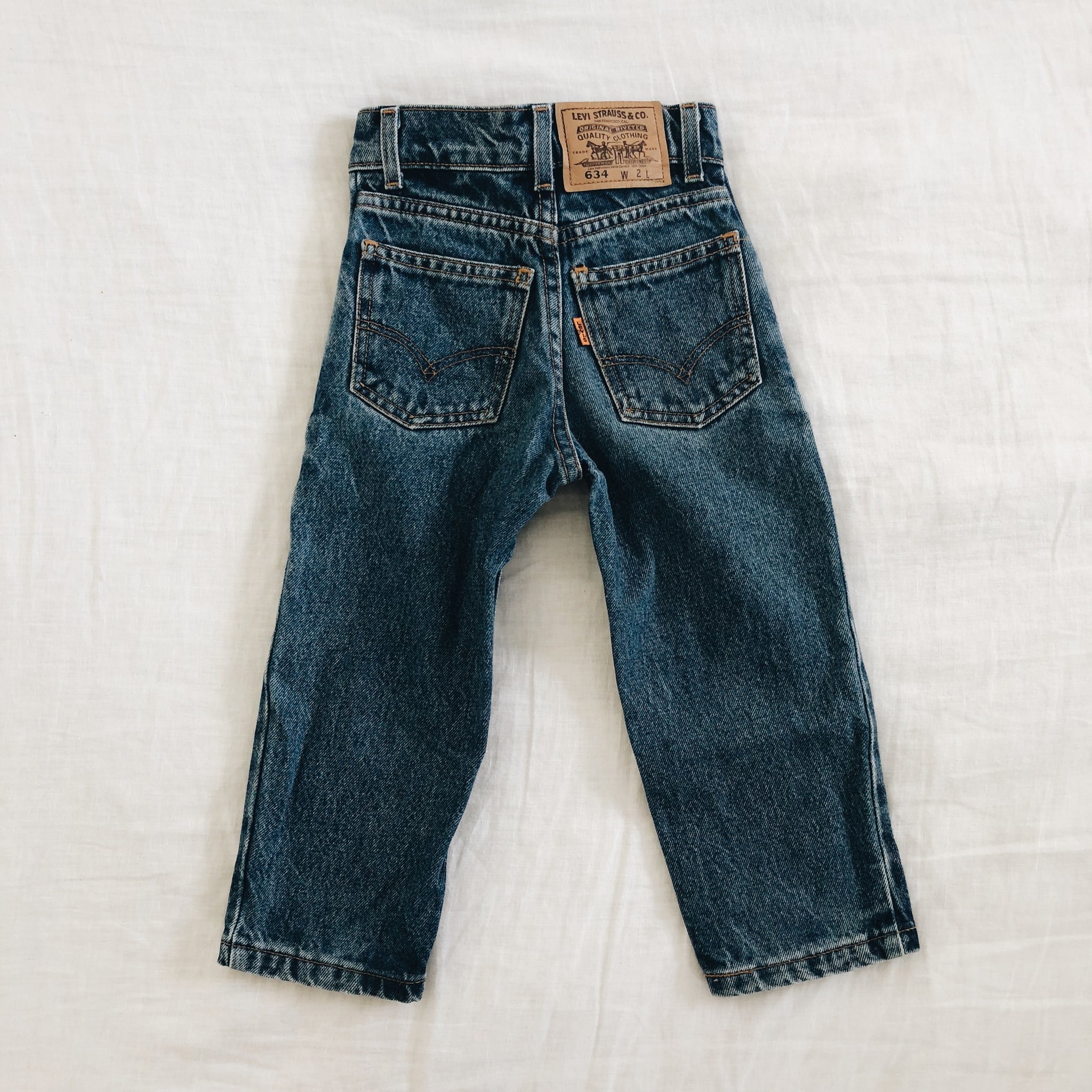 2t levis