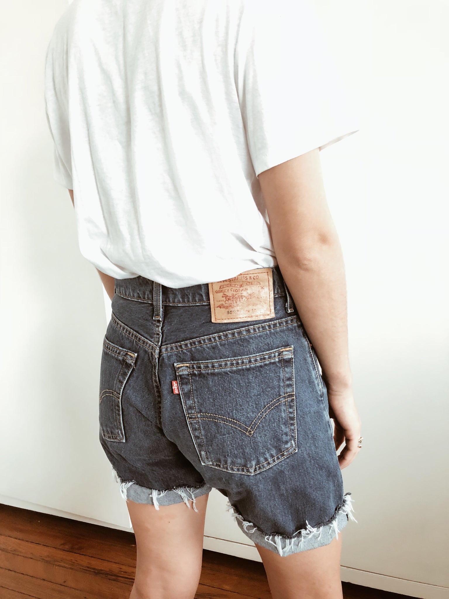 vintage levi cut off denim shorts