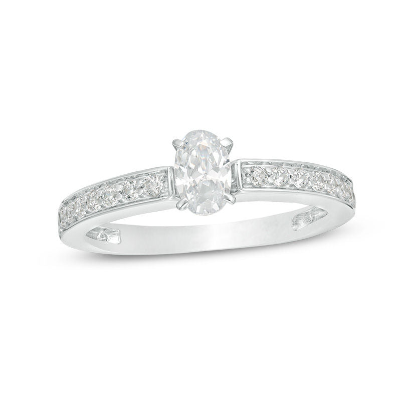 1/2 Carat Oval Cut Diamond Engagement Ring in White Gold — kisnagems.co.uk