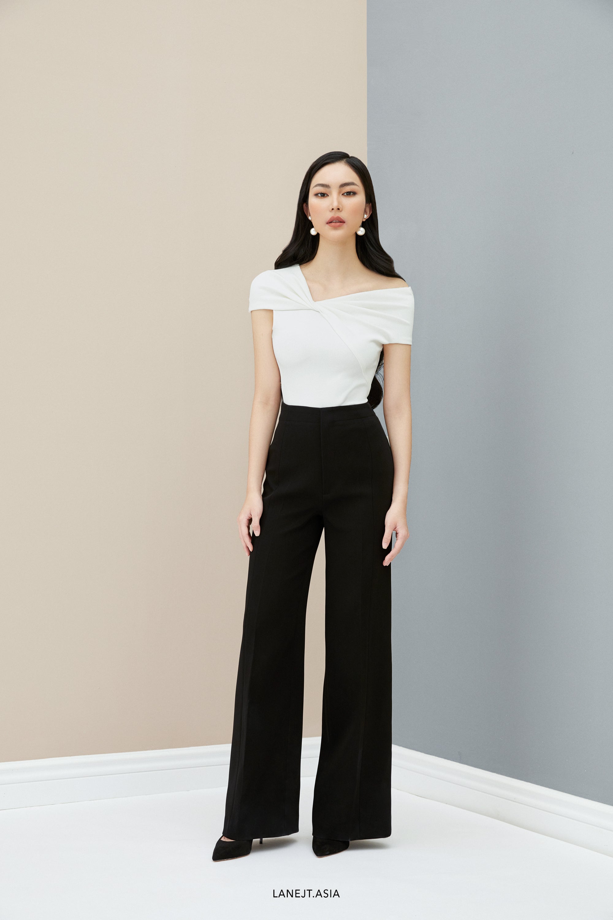 wide leg flared trousers