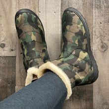 Load image into Gallery viewer, Fluffy Fun Boots in Camo
