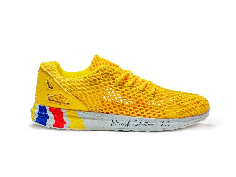 yellow takkies