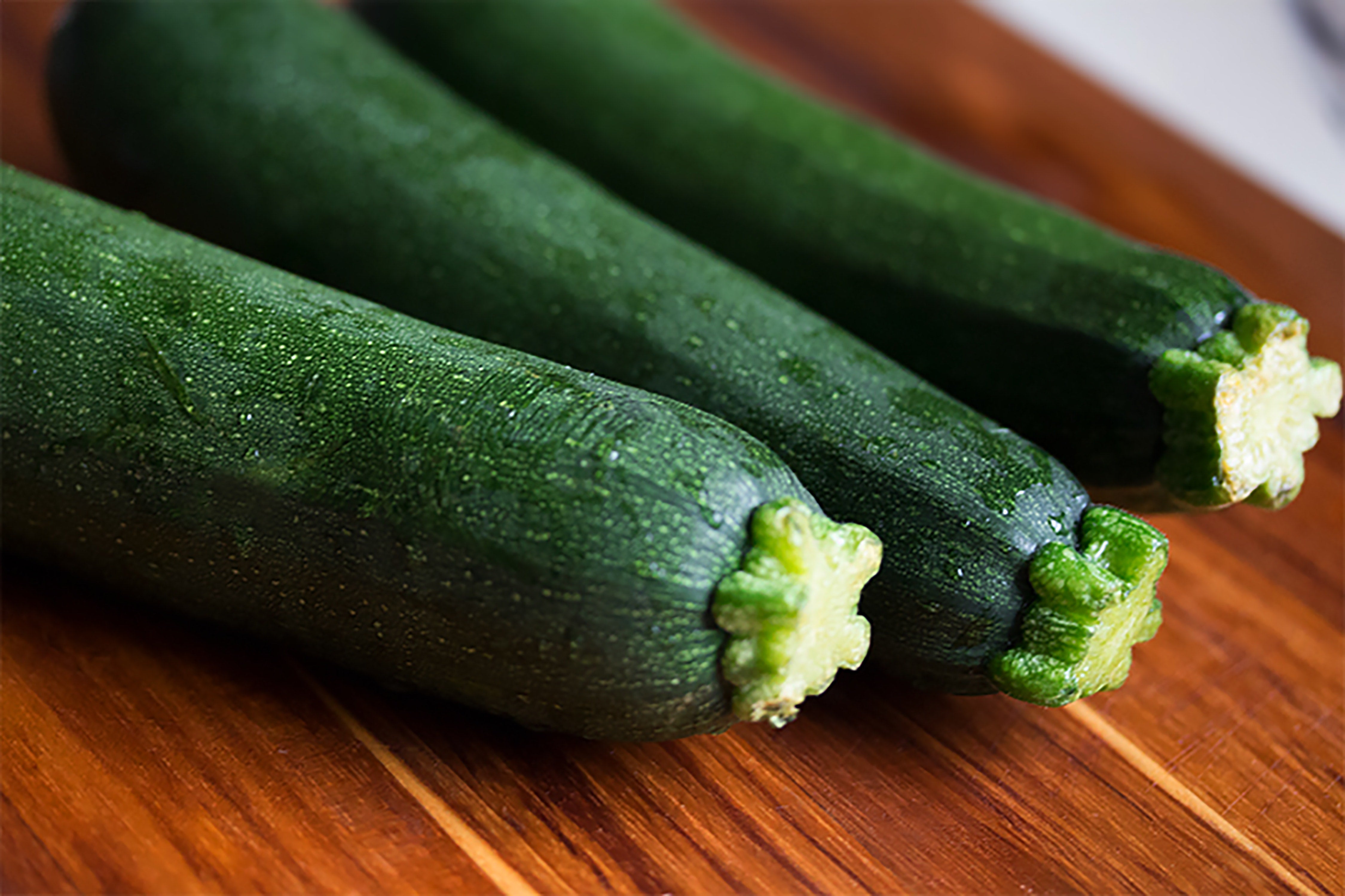 Courgette verte longue BIO