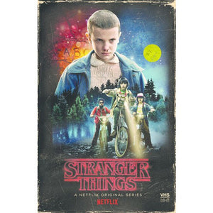 Stranger Things Season 1 [VHS Edition] (Blu-ray/DVD Combo Pack)