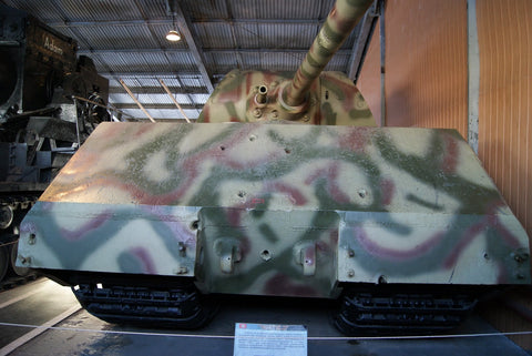 Takom 1/35 WWII German Maus V2 Super Heavy Tank Kit – Military Model Depot