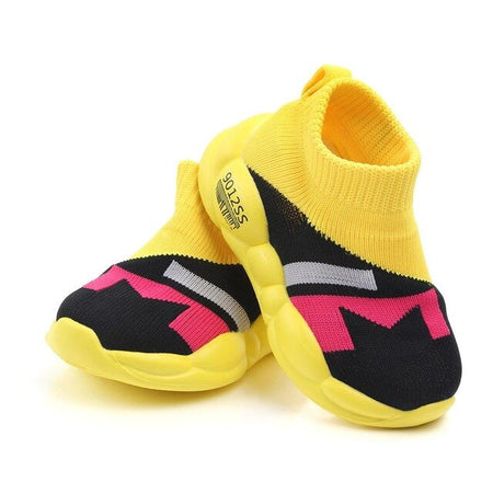 infant yellow shoes