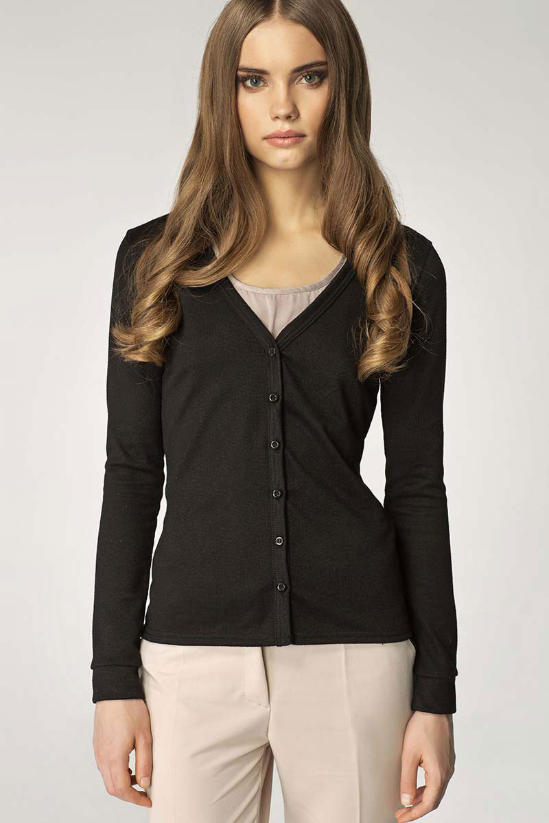 Cardigan noir, décolleté en V, maille fine.