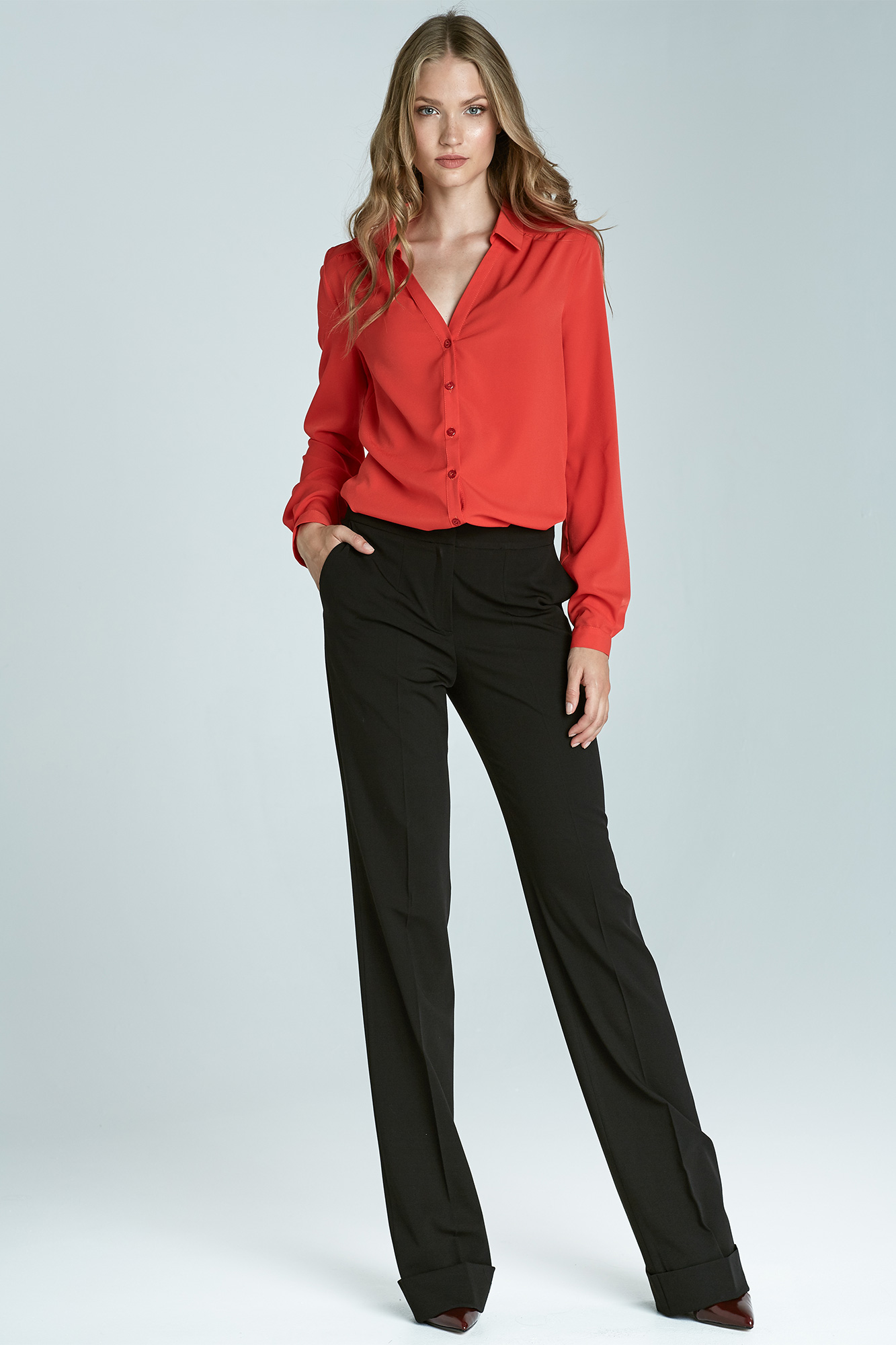 Women's loose pants with red blouse, V-neckline