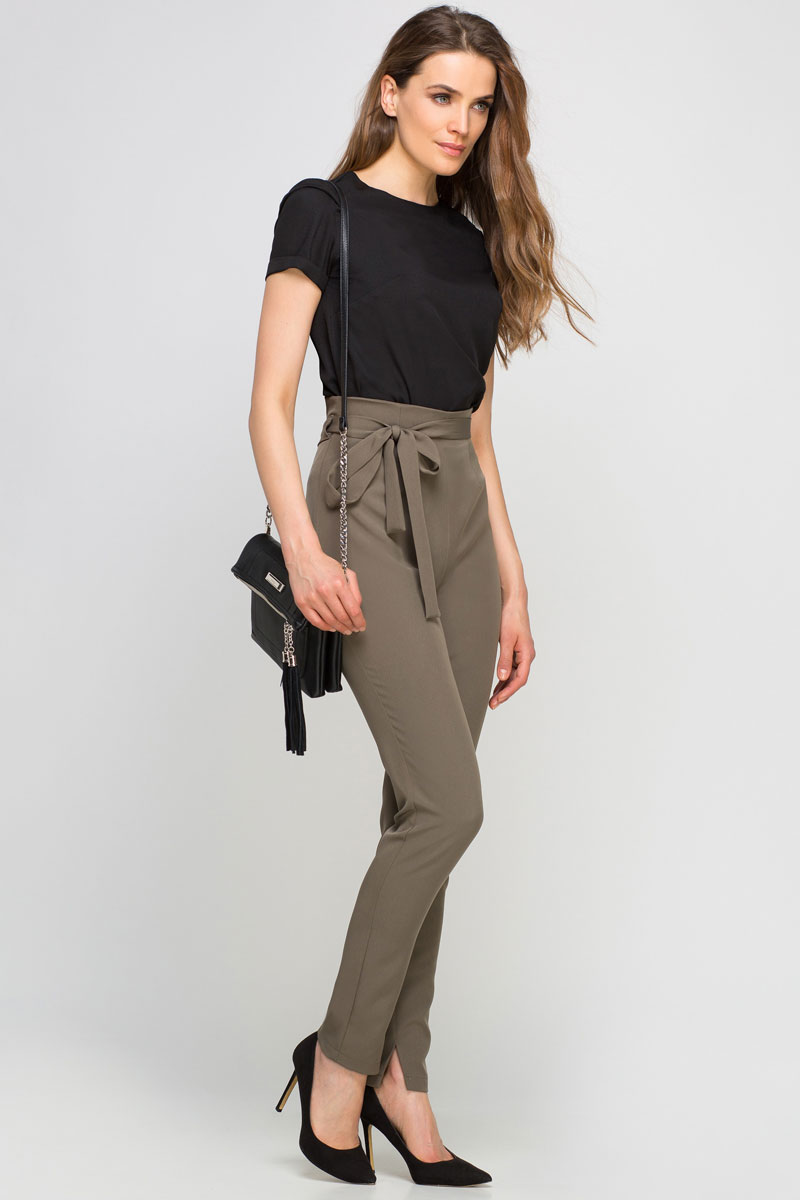 Pantalon taille haute, avec ceinture à nouer