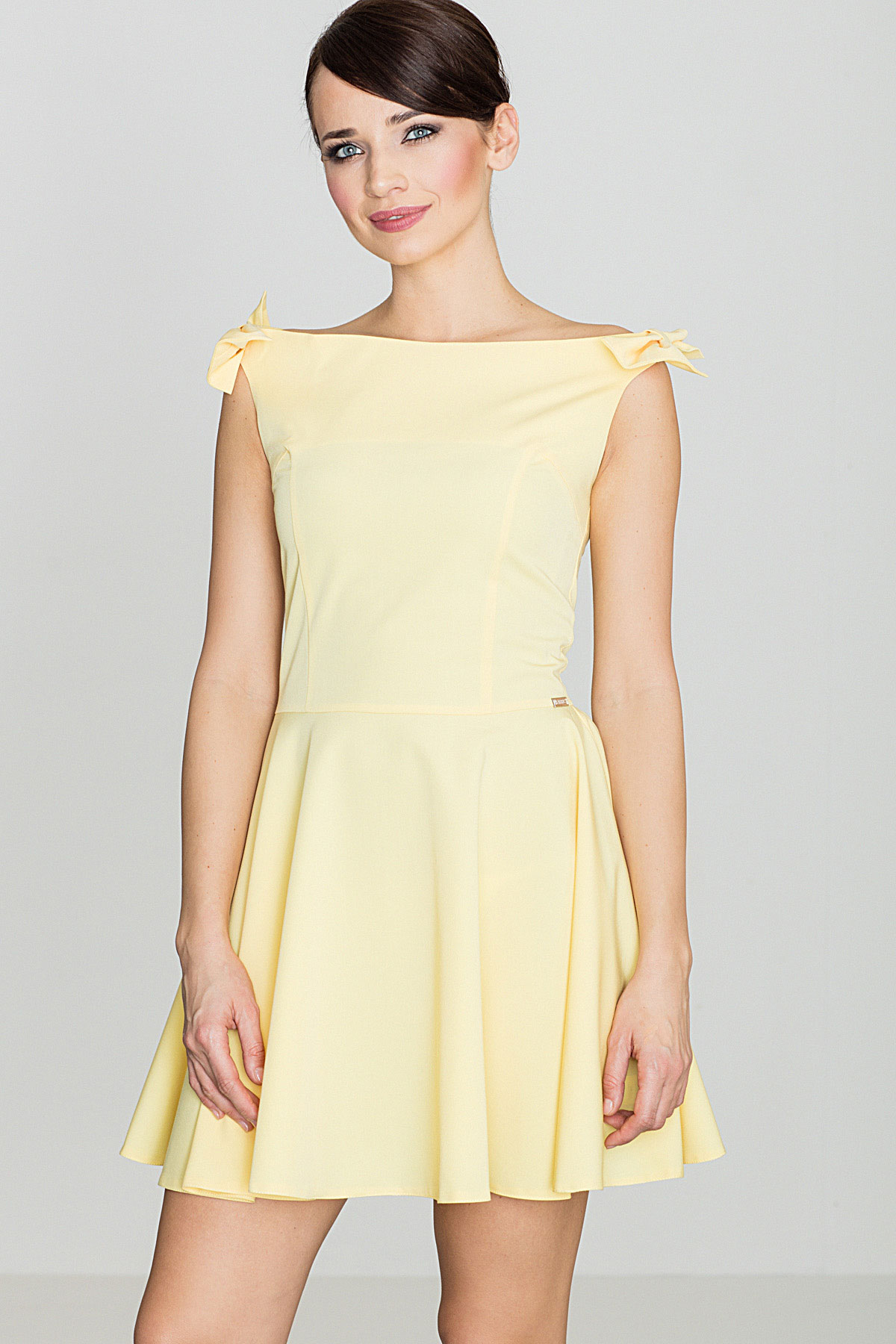 Robe corolle jaune