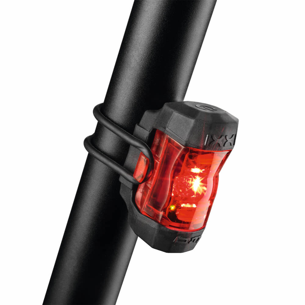 voordat Succes beproeving Achterlicht Busch en Müller IXXI USB LED kopen? Doornbikes | Doornbikes