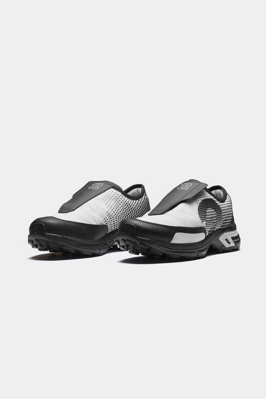 Comme des Garçons x Salomon SR901E