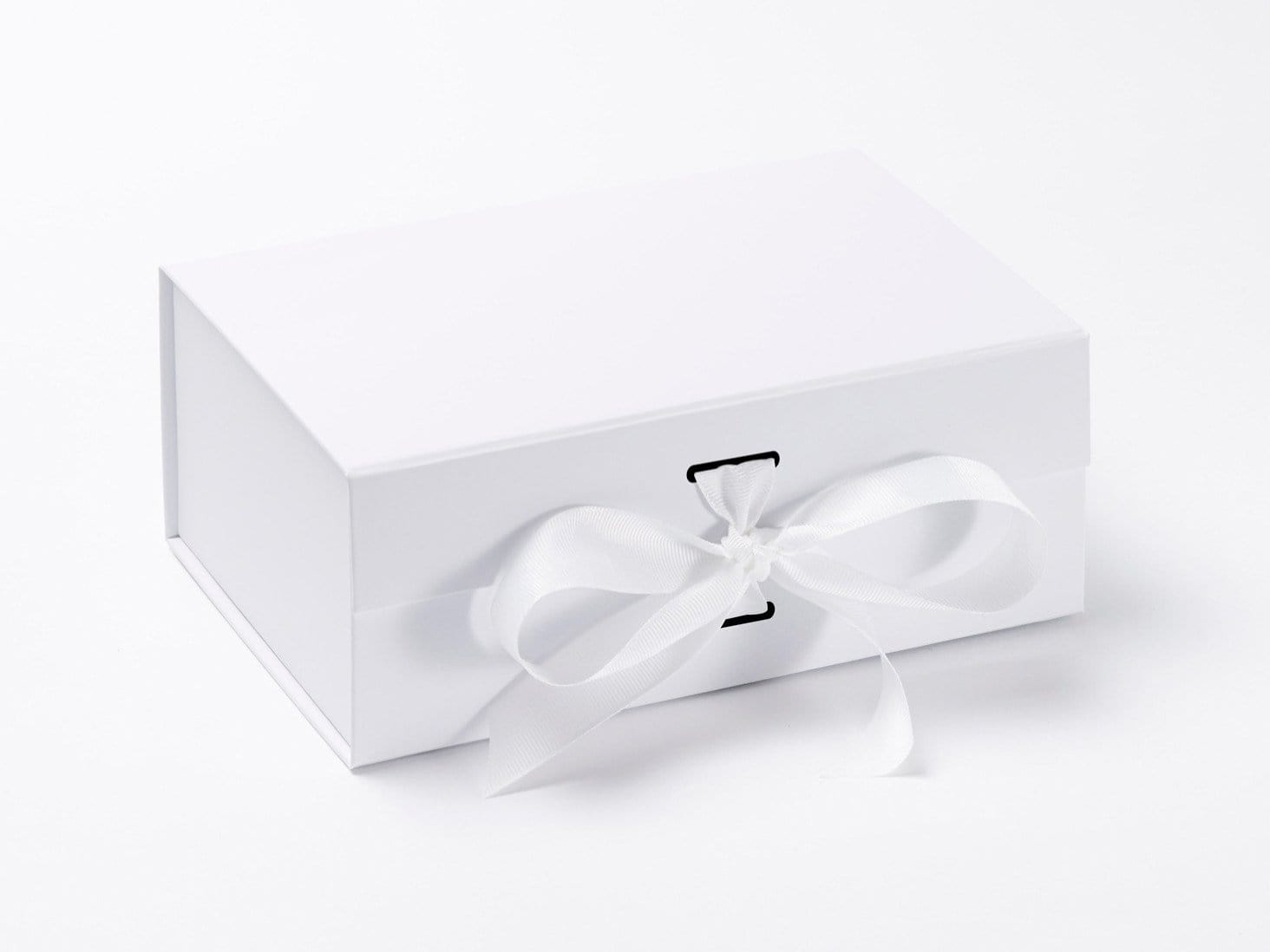 Wholesale White Luxury Gift Boxes for Wedding Keepsake Boxes - Foldabox