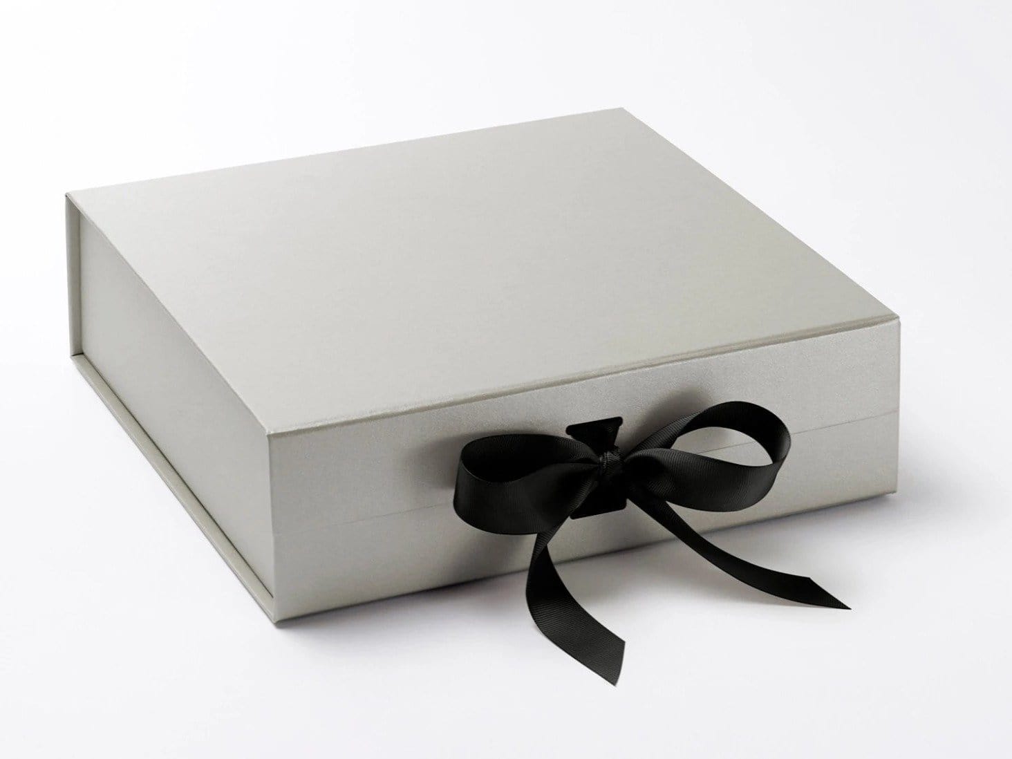 box and ribbon