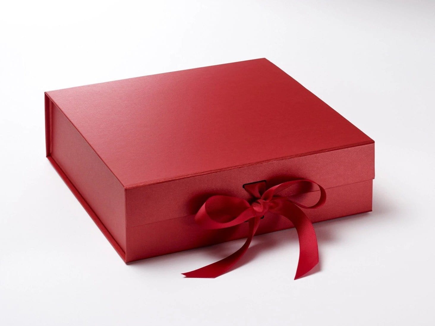 Pearl Red Large Gift Box with Changeable Ribbon from
