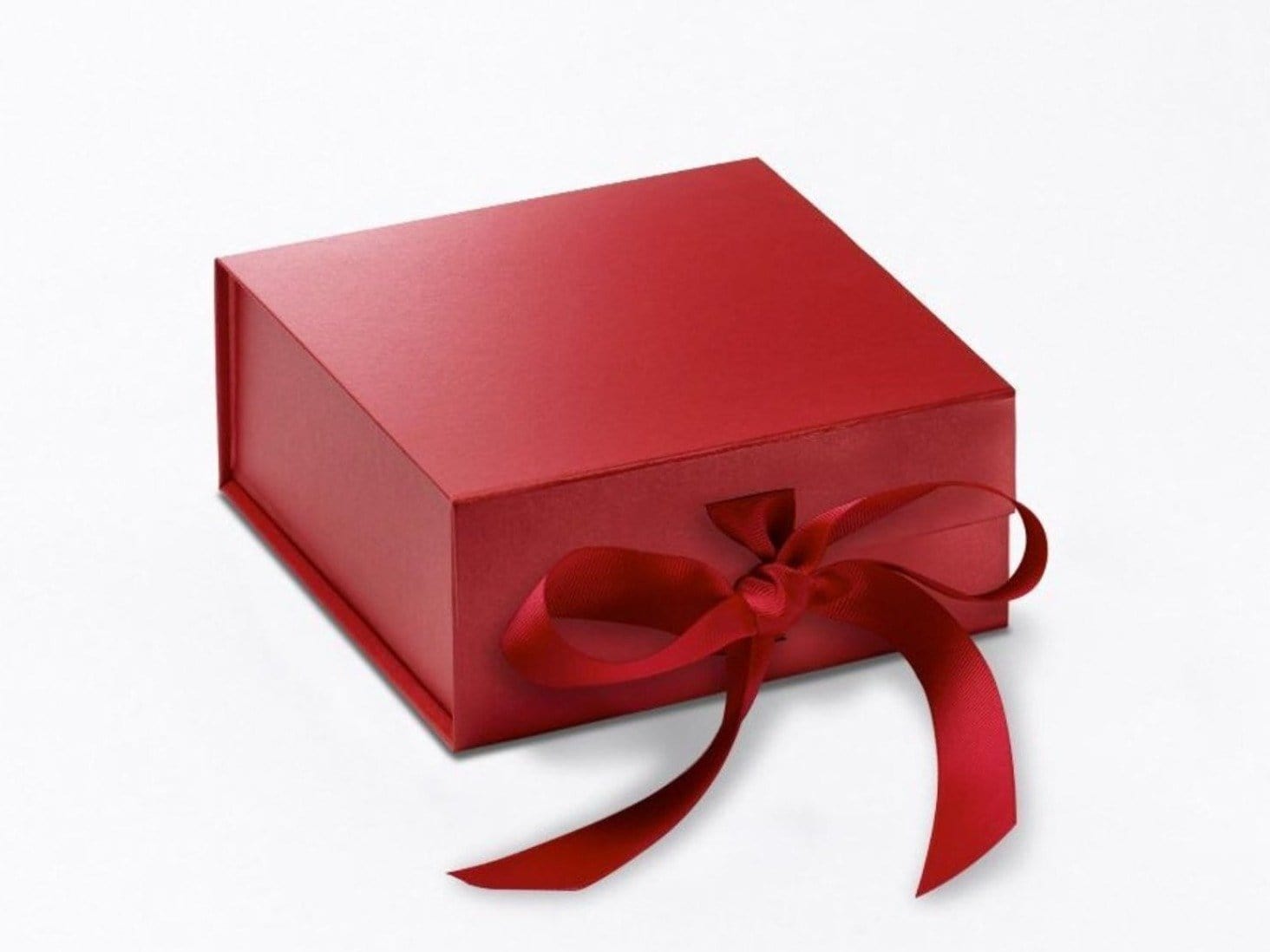 Red Small Gift Boxes with Closure and Fixed