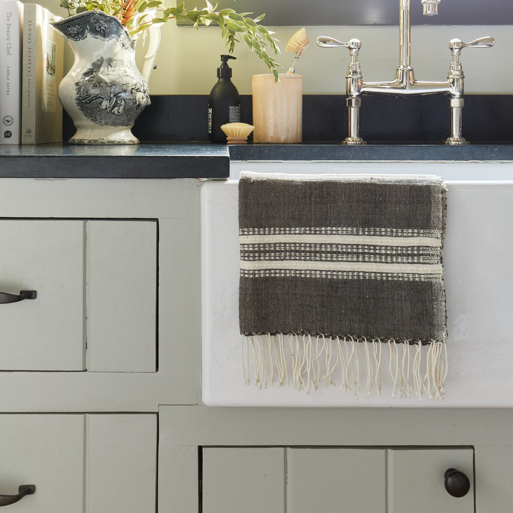 Linen Casa Kitchen Towel – Heather Black