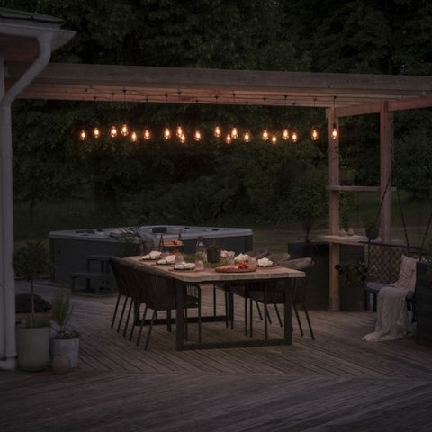 pergola with festoon lights