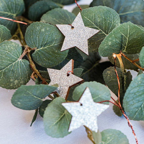 glittery star fairy lights as centerpiece