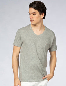 Playera Hombre Cuello en V AIR V NECK Gris