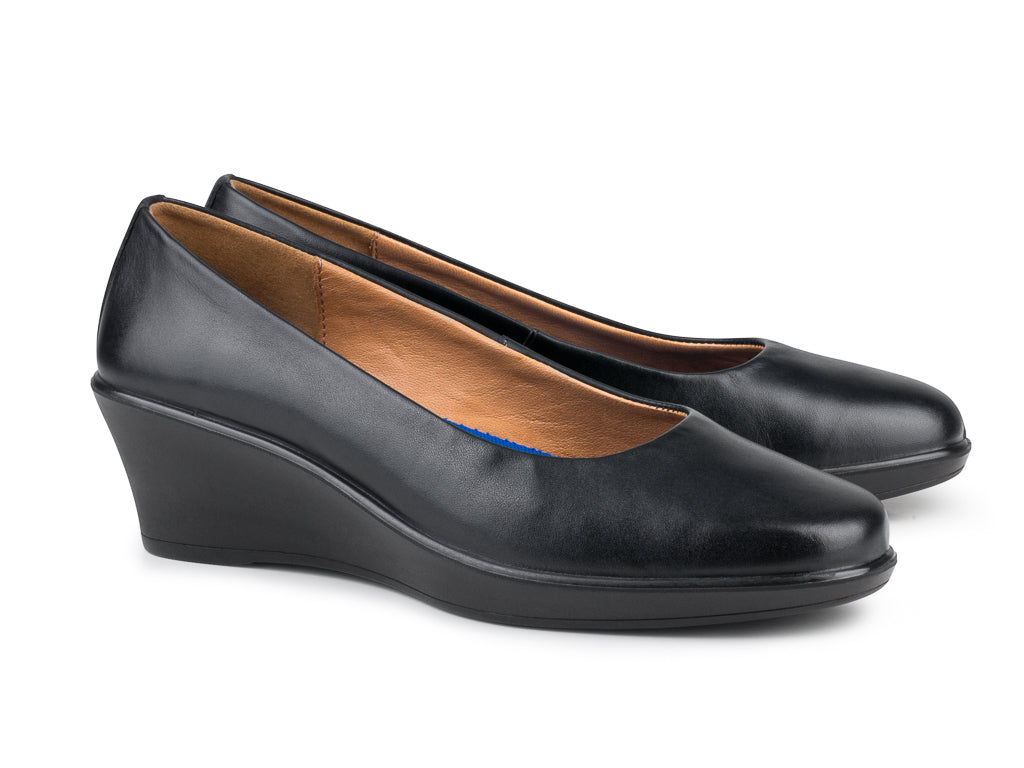 BETTY BLACK – Airline Shoes USA