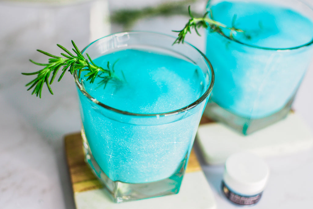 Glittery Blue Margarita using Sky Blue Cocktail Glitter