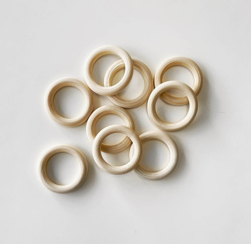 SiAura Material ® - 5 pieces wooden rings 56 mm with 38 mm hole, thickness  9 mm, natural colors for crafting and painting : : Arts & Crafts