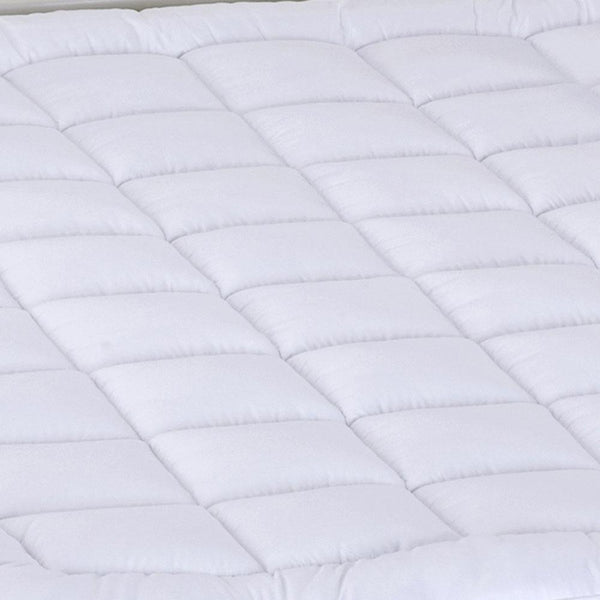 Carpenter Co. Contract Soft Flat Mattress Pad with Anchor Bands 