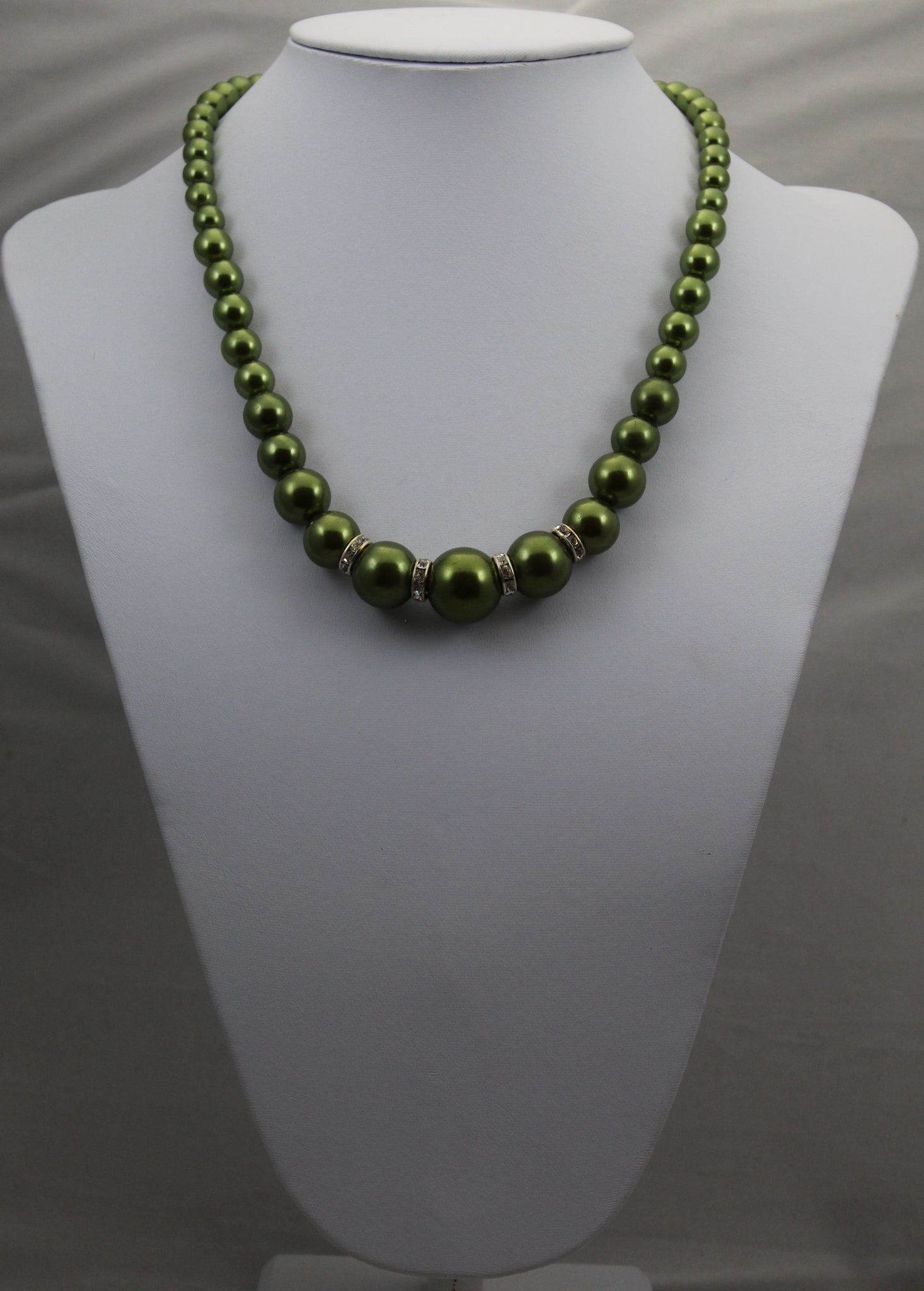 party pearls green paparazzi