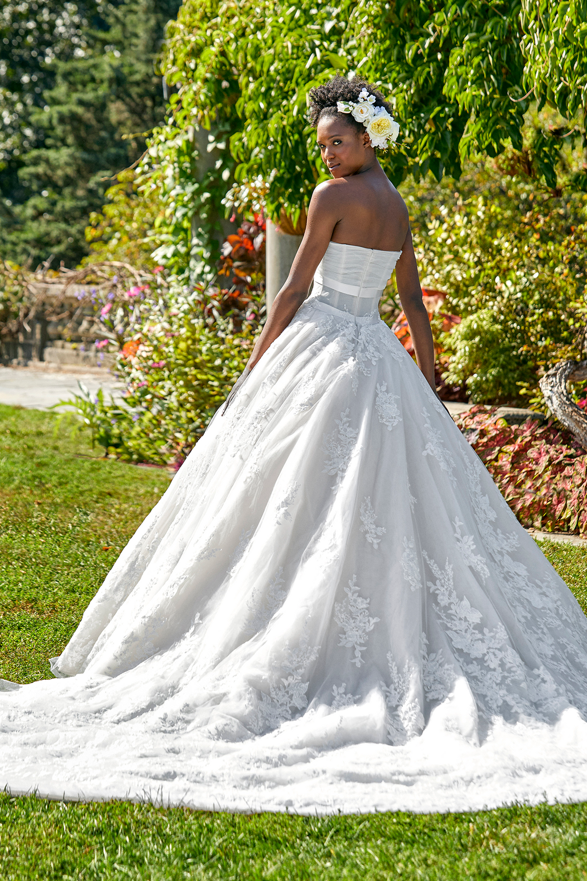 Ines Di Santo Fall 2022 Bridal Couture Collection - Rosalinda Dress, Back View
