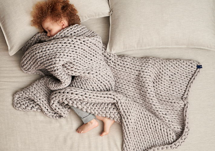 What Size Are Bearaby’s Weighted Blankets?