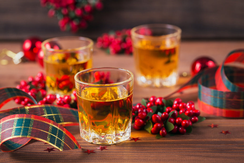 8 Holiday Whiskey Cocktails To Make For Christmas Rackhouse Whiskey Club