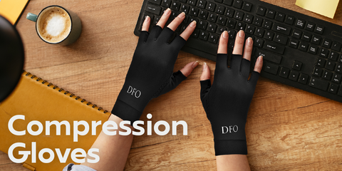 Compression gloves for trigger finger