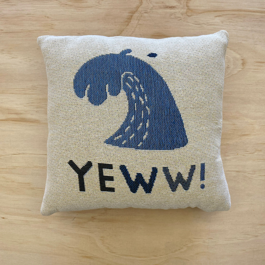 https://cdn.shopify.com/s/files/1/0064/5237/9748/products/Yewwjacquardpillow_1024x.jpg?v=1680321710