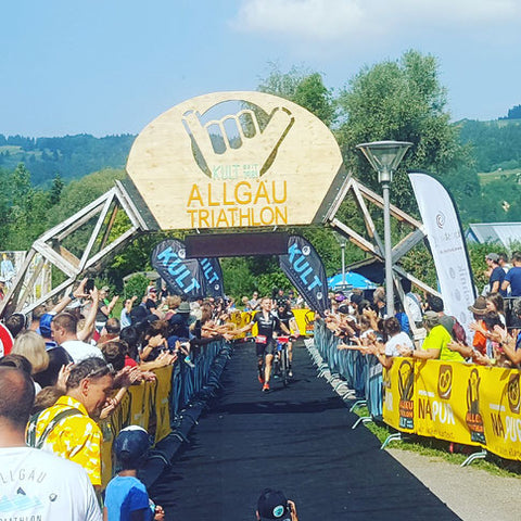 Zieleinlauf Fabian Eisenlauer beim Allgäu Triathlon