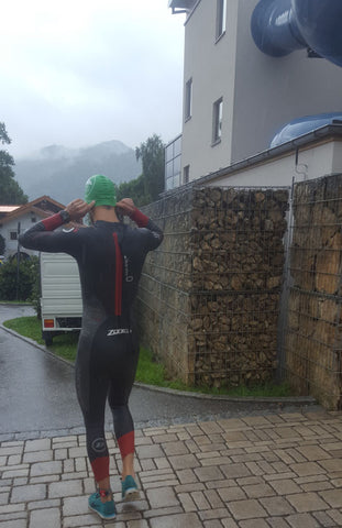 Sixtus Schliersee Alpen Triathlon Teilnehmer im Neopren Anzug