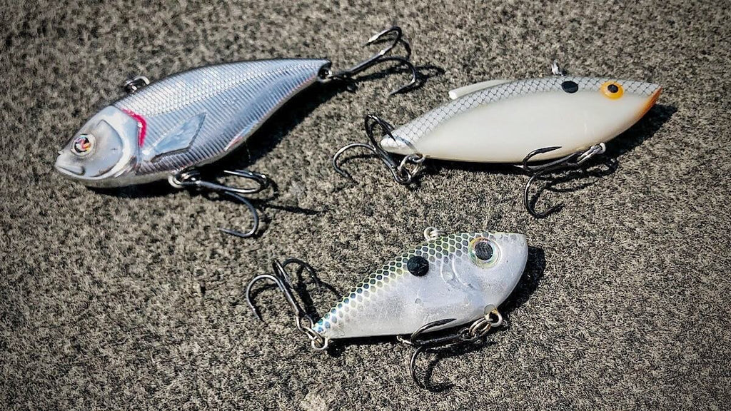 Lipless crankbaits Vs jerkbaits, open water options! - digit-fishing