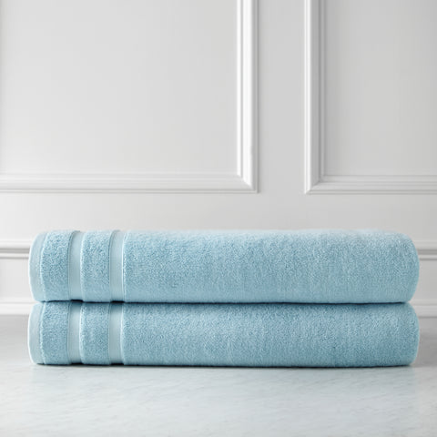 Southshore Fine Linens Bath Towels in Light Blue