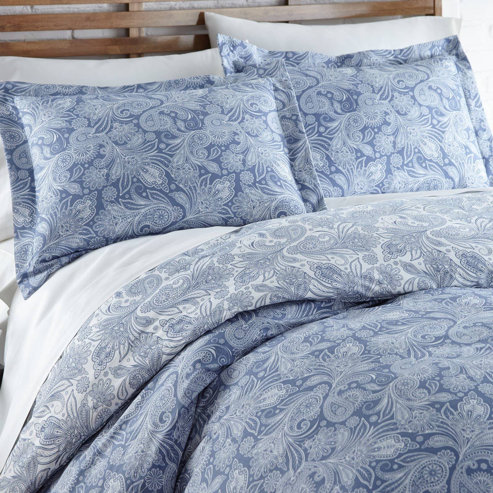 paisley comforter