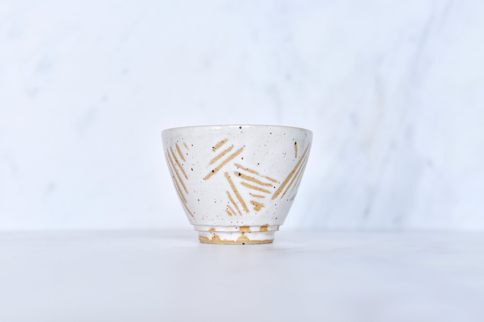 matcha bowl with granite stone mill motif