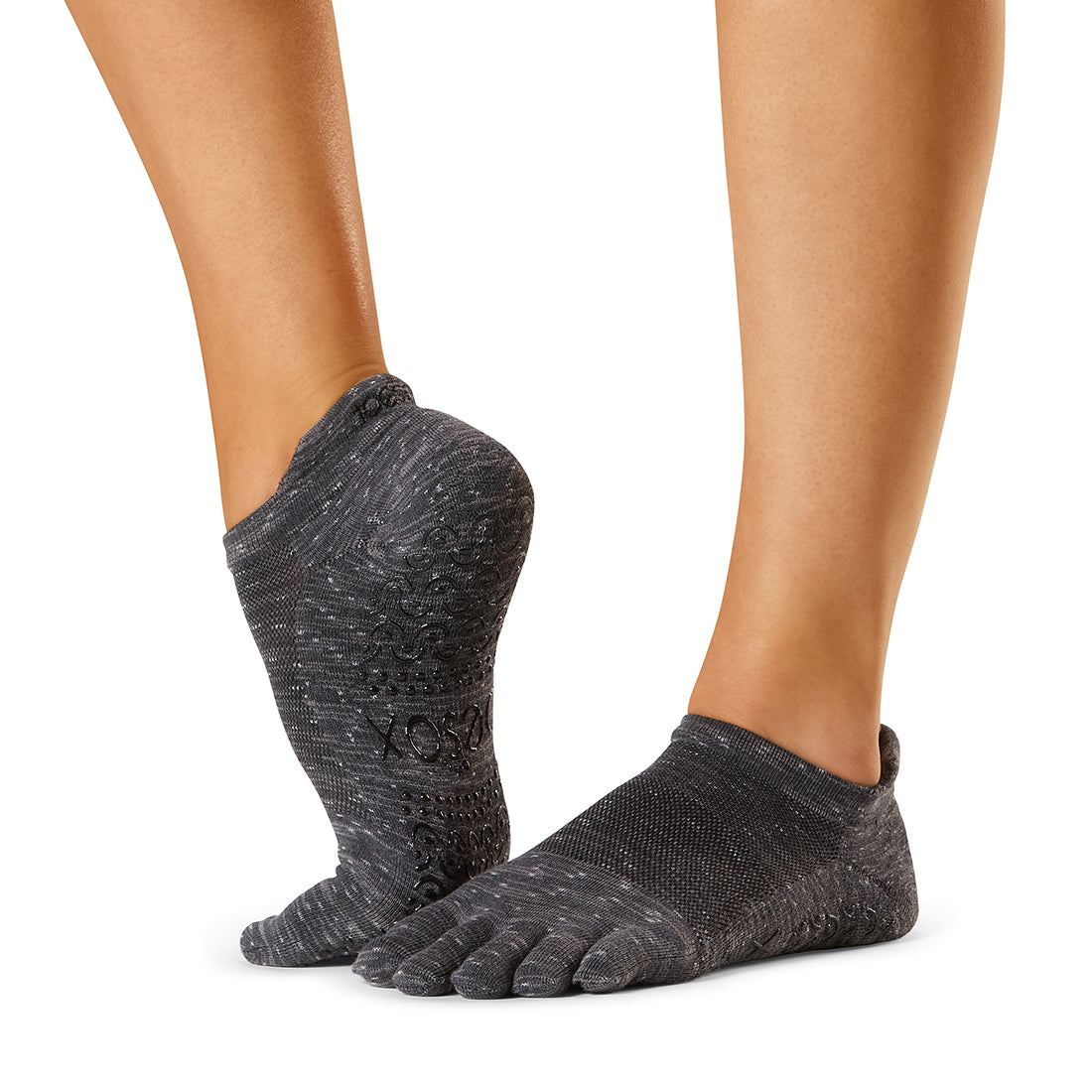 Tavi Noir - Maddie Grip Socks - DISNEY - T8 Fitness - Asia Yoga, Pilates,  Rehab, Fitness Products
