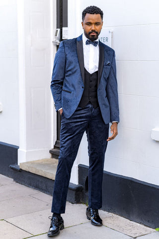 How to Wear a Blue Tuxedo with Style?