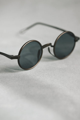 Handgefertigte Sonnenbrillen aus hochwertigsten Materialien