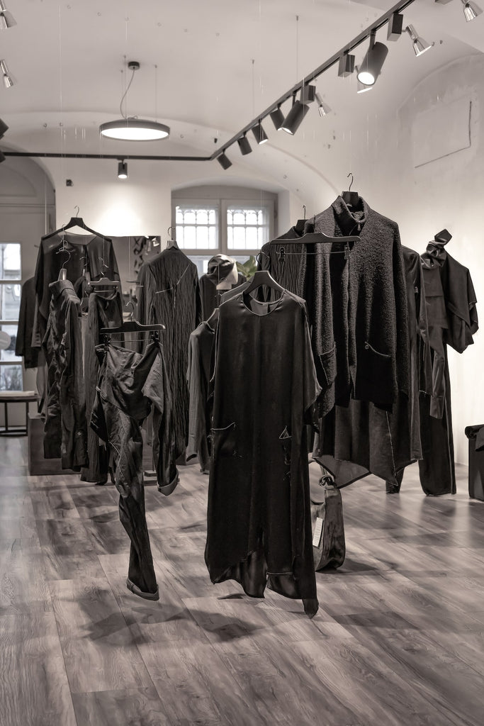 Oversize shop for women in obstinate vienna. Oversized boutique