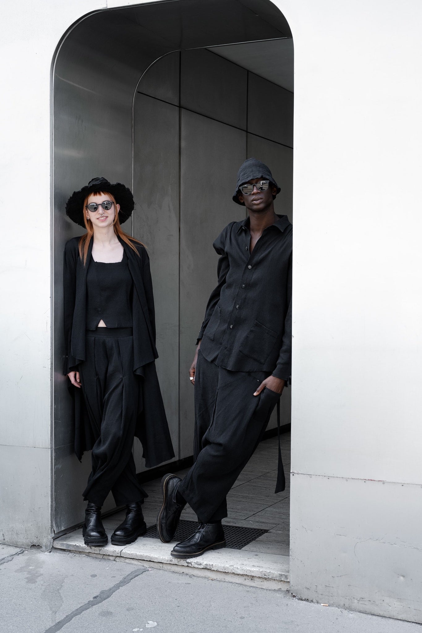Silk jumpsuit in black in the eigensinnig wien online shop