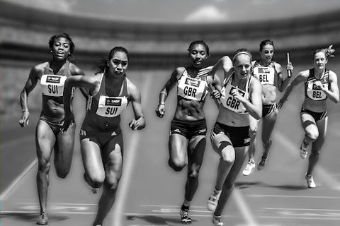 females running track race, back and white 